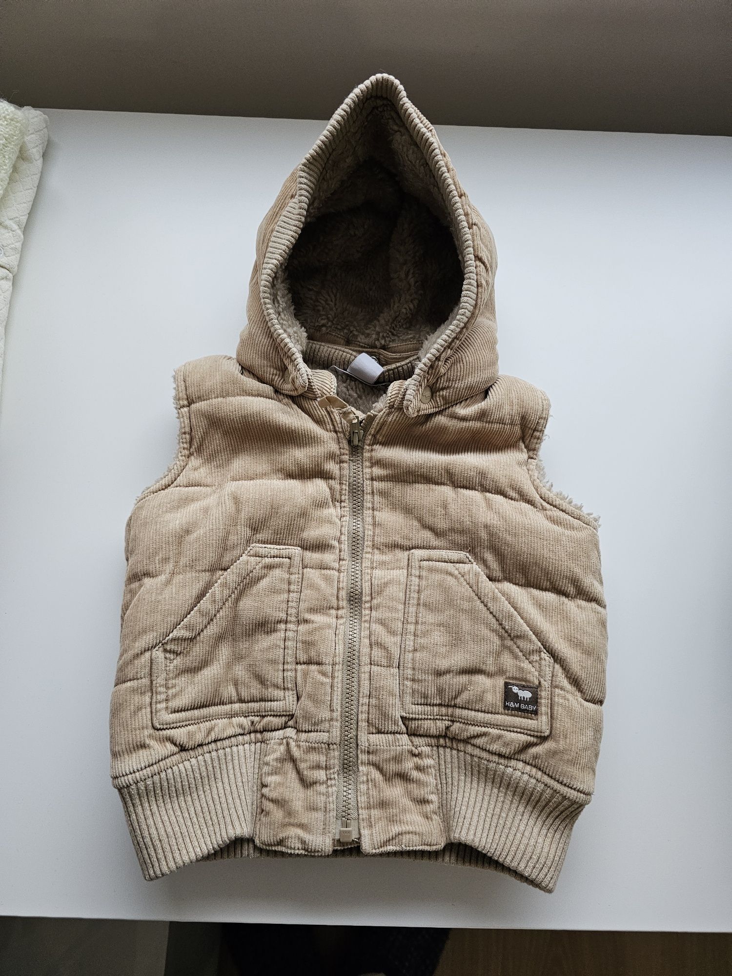 Colete / jaqueta com capuz 4-6m H&M