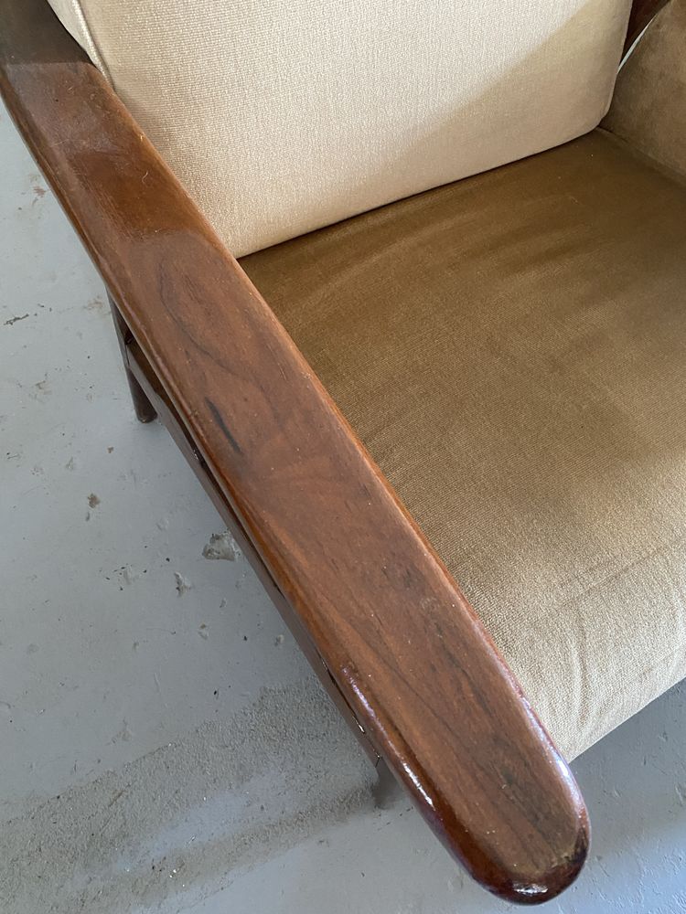 Sofas escandinavos em veludo beje