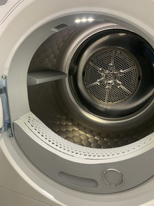 Сушильна Машина Miele TWC660wp