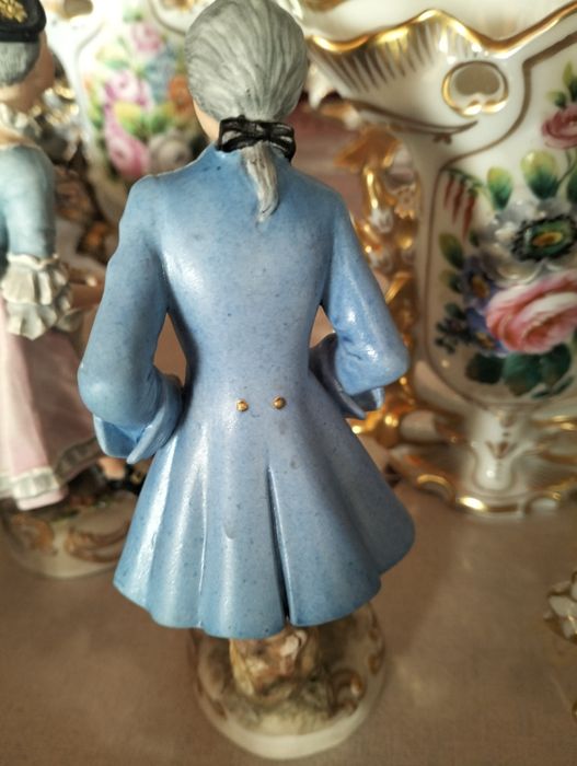 Par de figuras - Artibus