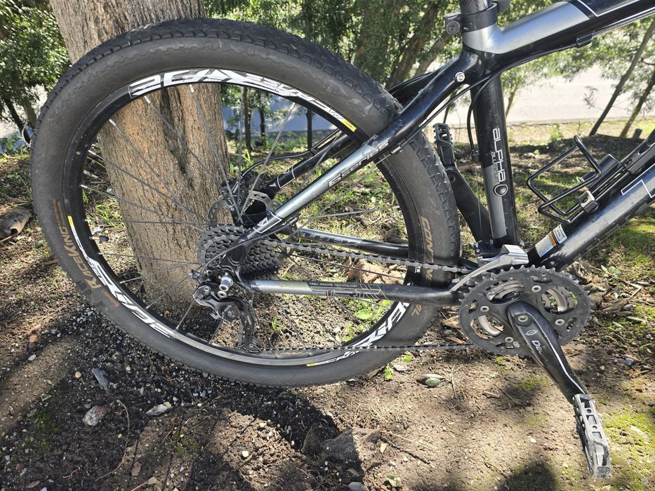 Trek btt s bem equipada