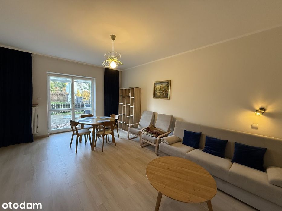 Parterowy dom z dużym ogrodem – Warszawa Wesoła