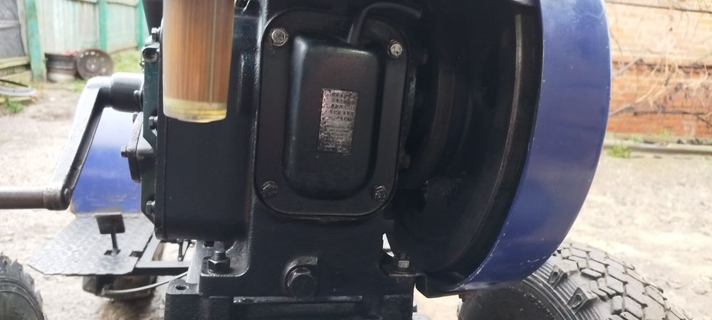 Продам двигун дизельний R175