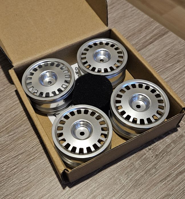 Koła alu  model rc 1:10 Tamiya