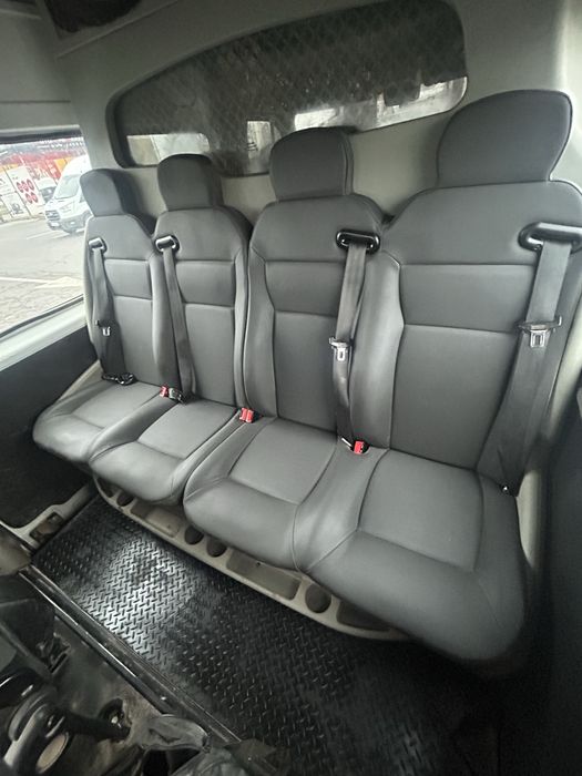 Renault Master Brygadówka 7  osób 2012 r niski przebieg
