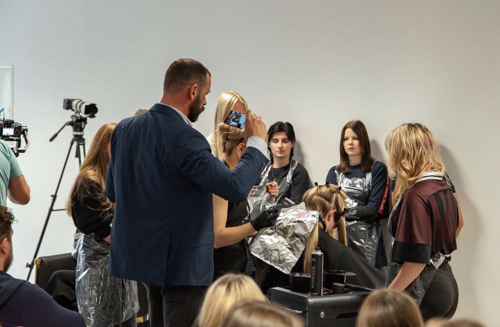 Szkolenie Fryzjerskie Szkolenie Barberskie Kurs Fryzjeski