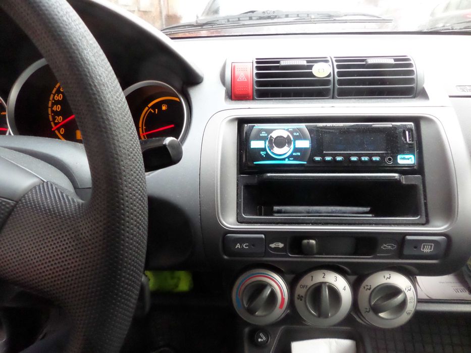 Honda Jazz 2002 r. poj 1,4 w ciągłym użyciu