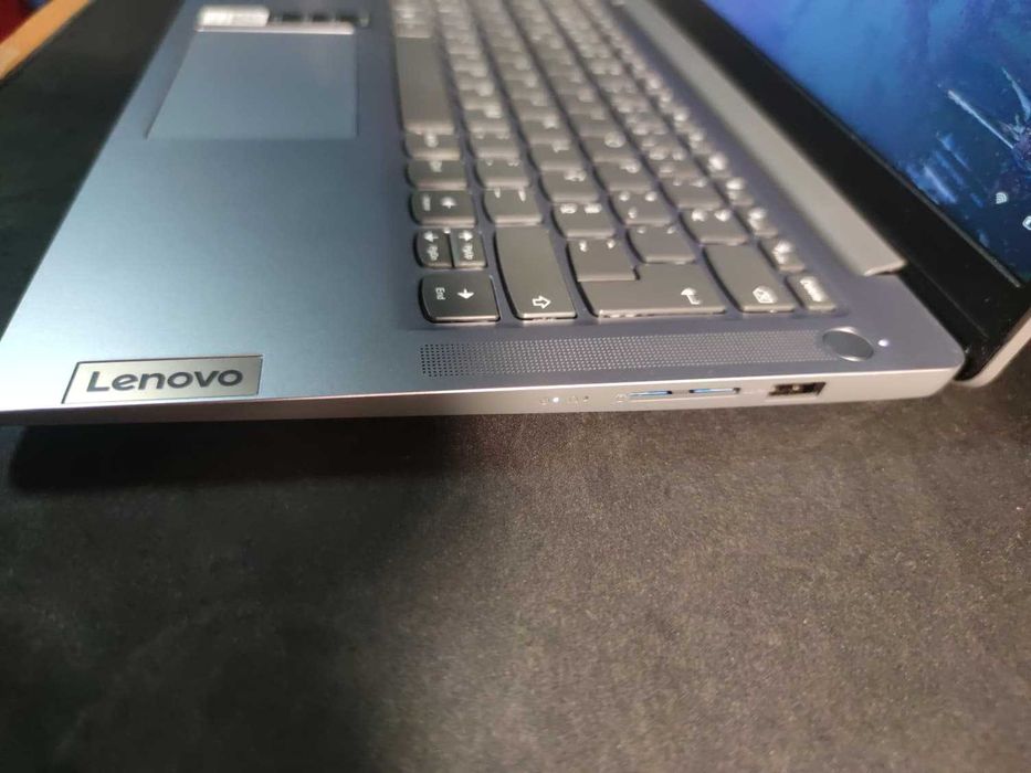 Lenovo IdeaPad Slim 3 14IAH8 – i5-12450H / 16GB / 1TB SSD – NOVO!