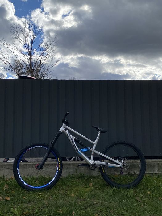 Canyon torque dhx (slopeduro)