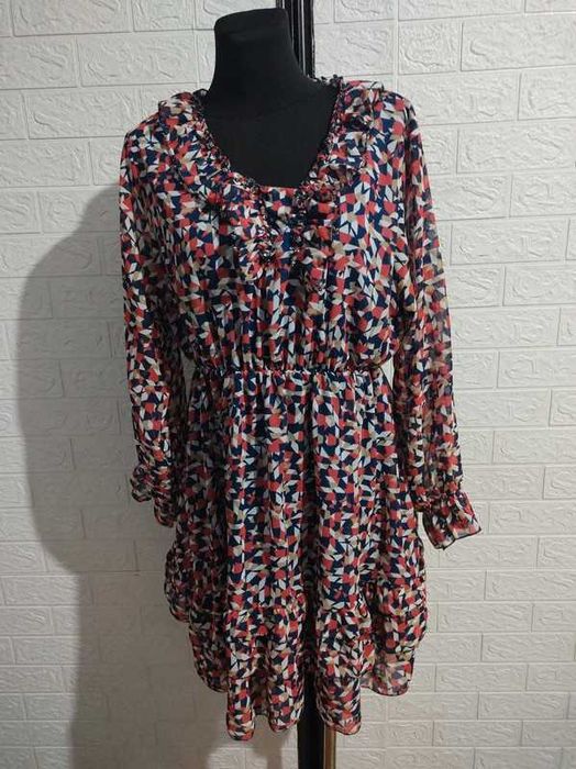 Sukienka rozmiar L stan idealny koktajlowa cena 30 zł