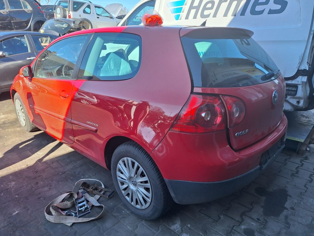 Golf 5 2008rok 1.6 benzyna BSE na części