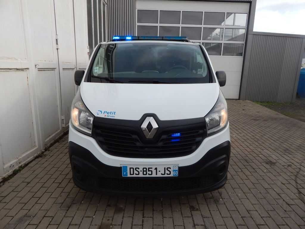 Renault Trafic скорая помощь швидка допомога