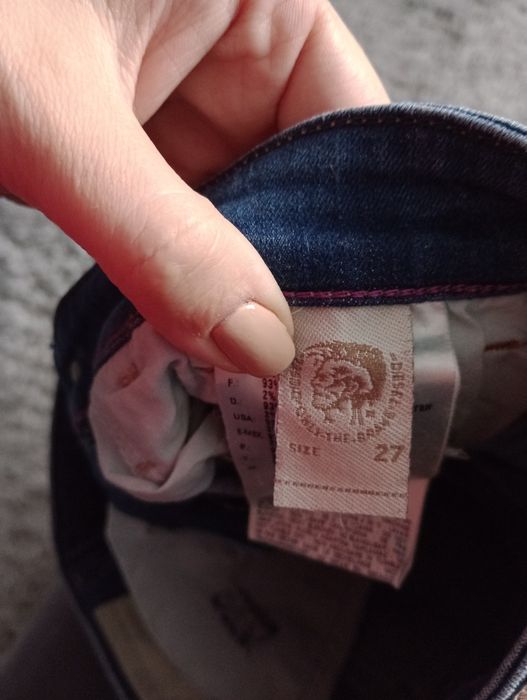Damskie jeansy Diesel XS