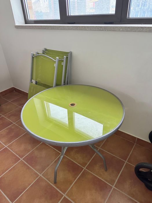 Mesa de exterior c/4 cadeiras