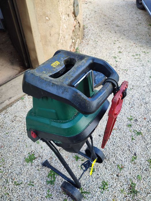 Triturador de Jardim Parkside.   Potente, Fiável e Pouco Utilizado