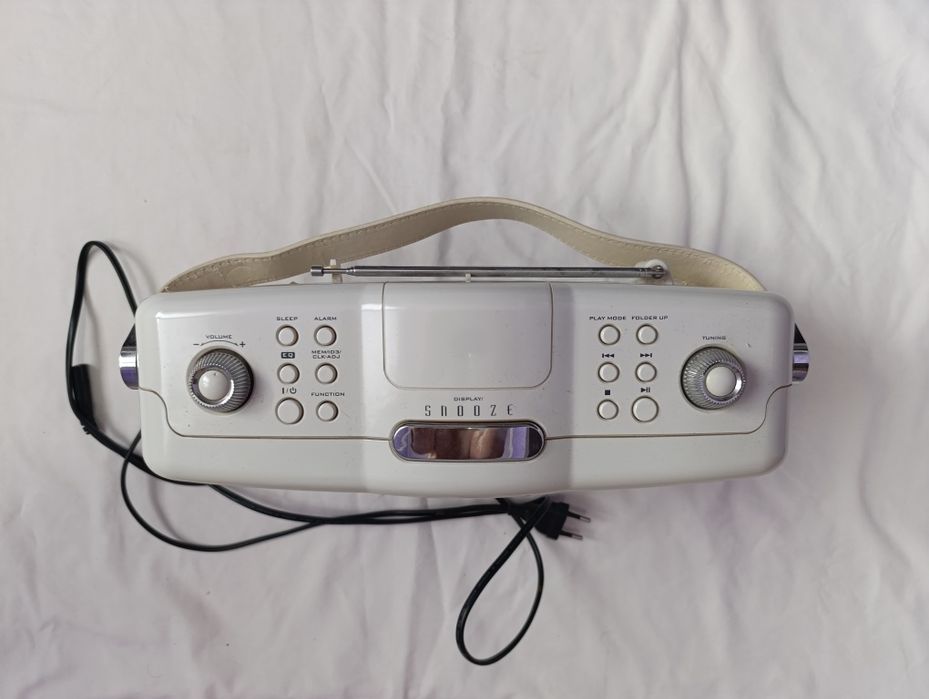 Музичний центр Soundmaster HighLine – CD/MP3/USB/SD радіопрогравач з г