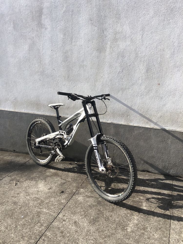 Yt industries tues downhill