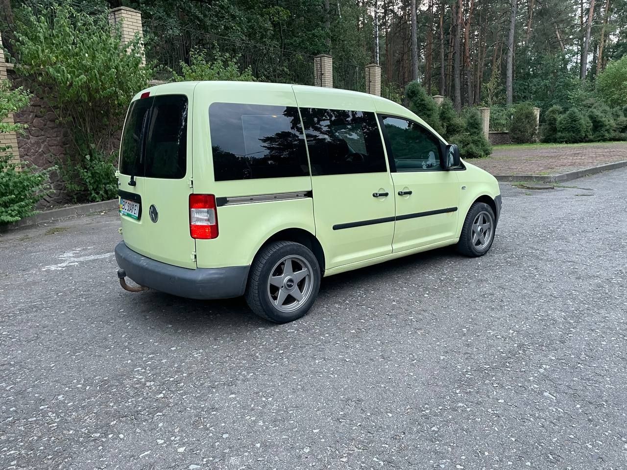 Volkswagen Caddy 2,0  дизель 2005рік