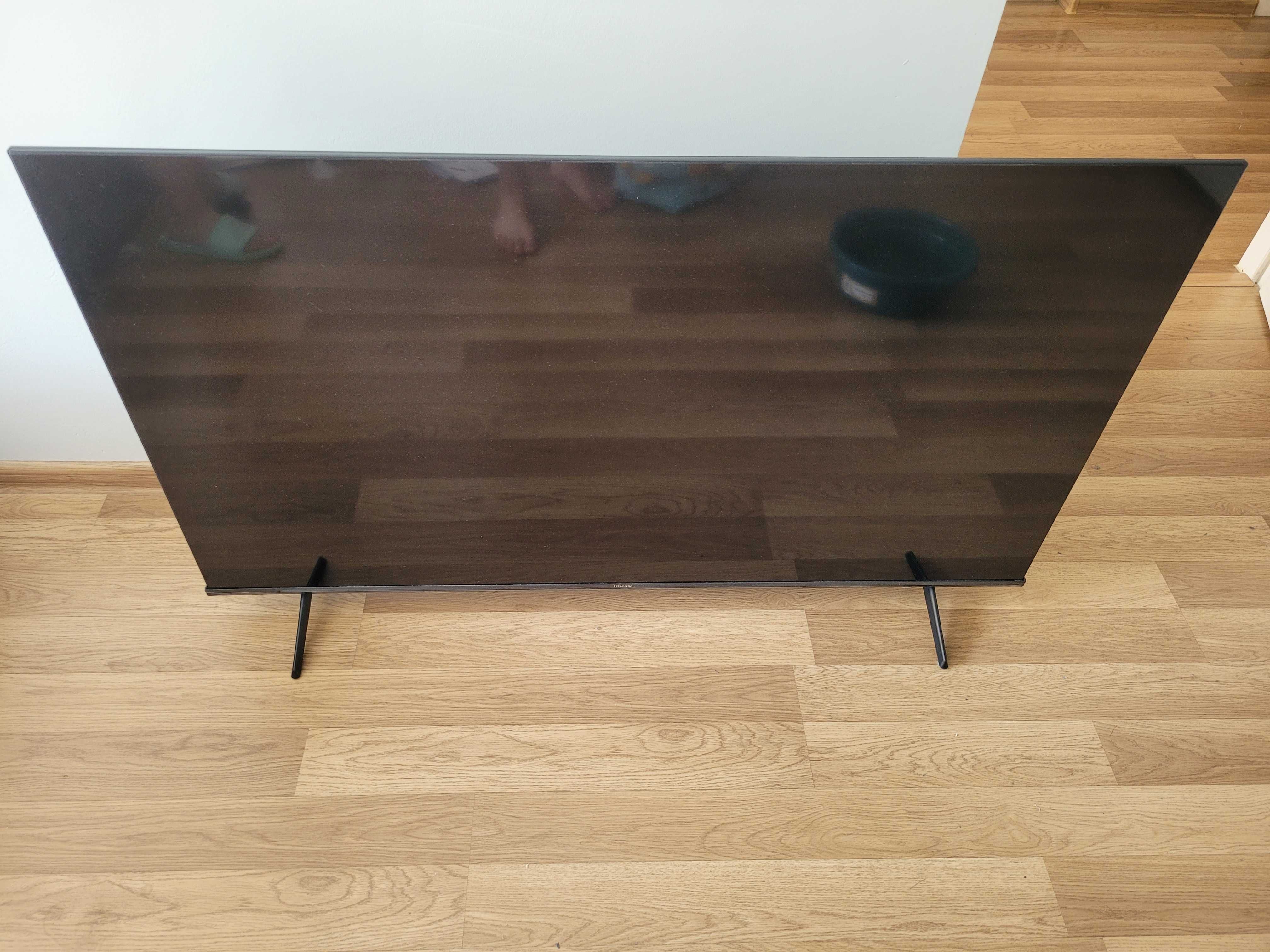 Telewizor Hisense 55E7NQ, uszkodzona matryca