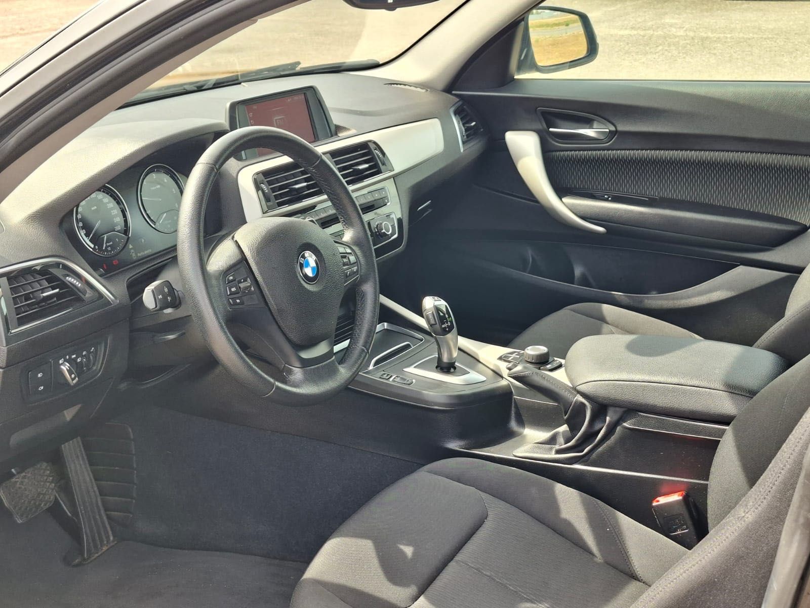 BMW 118D 2.0 caixa automática