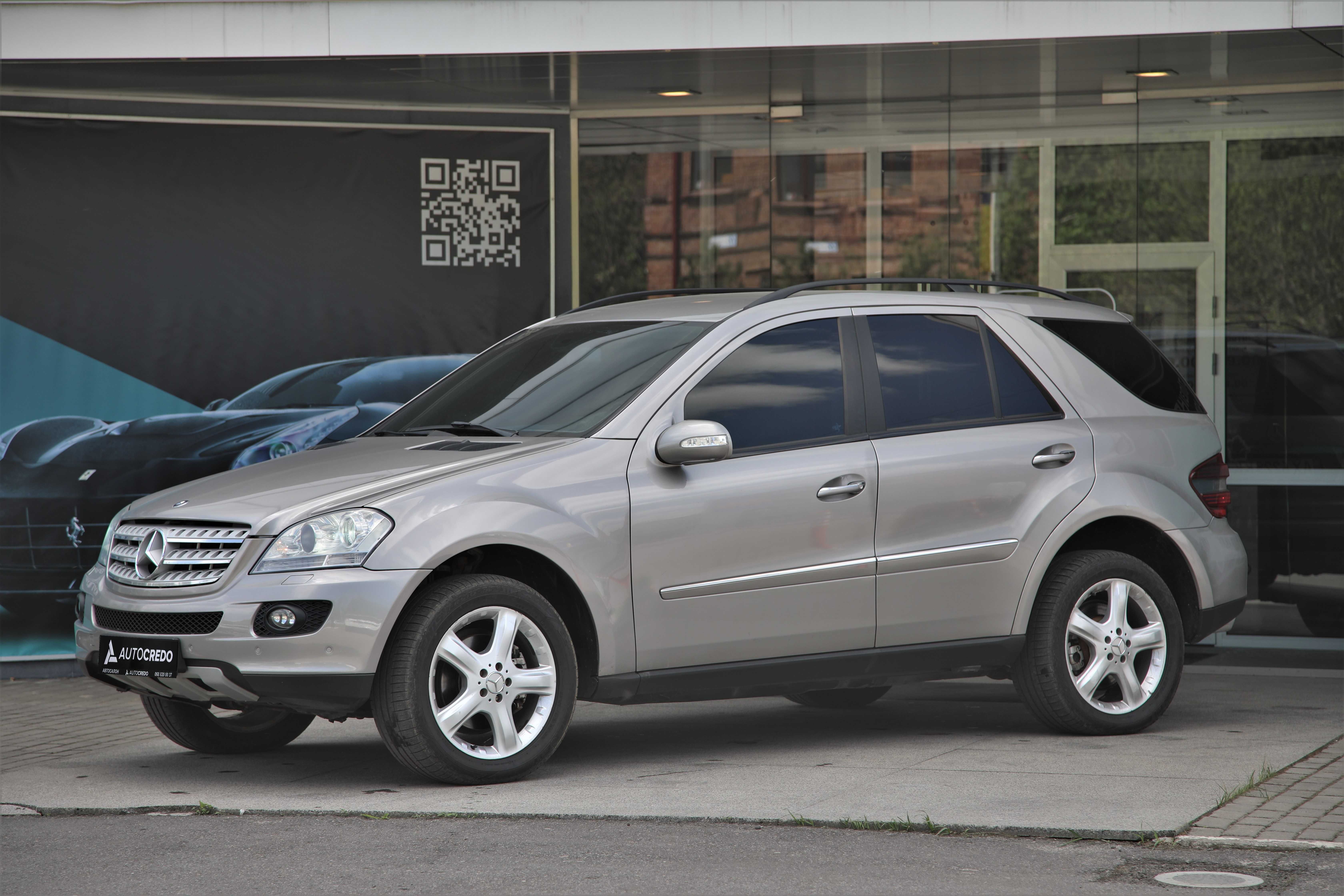 Офіційний Mercedes-Benz ML-350 2008 року