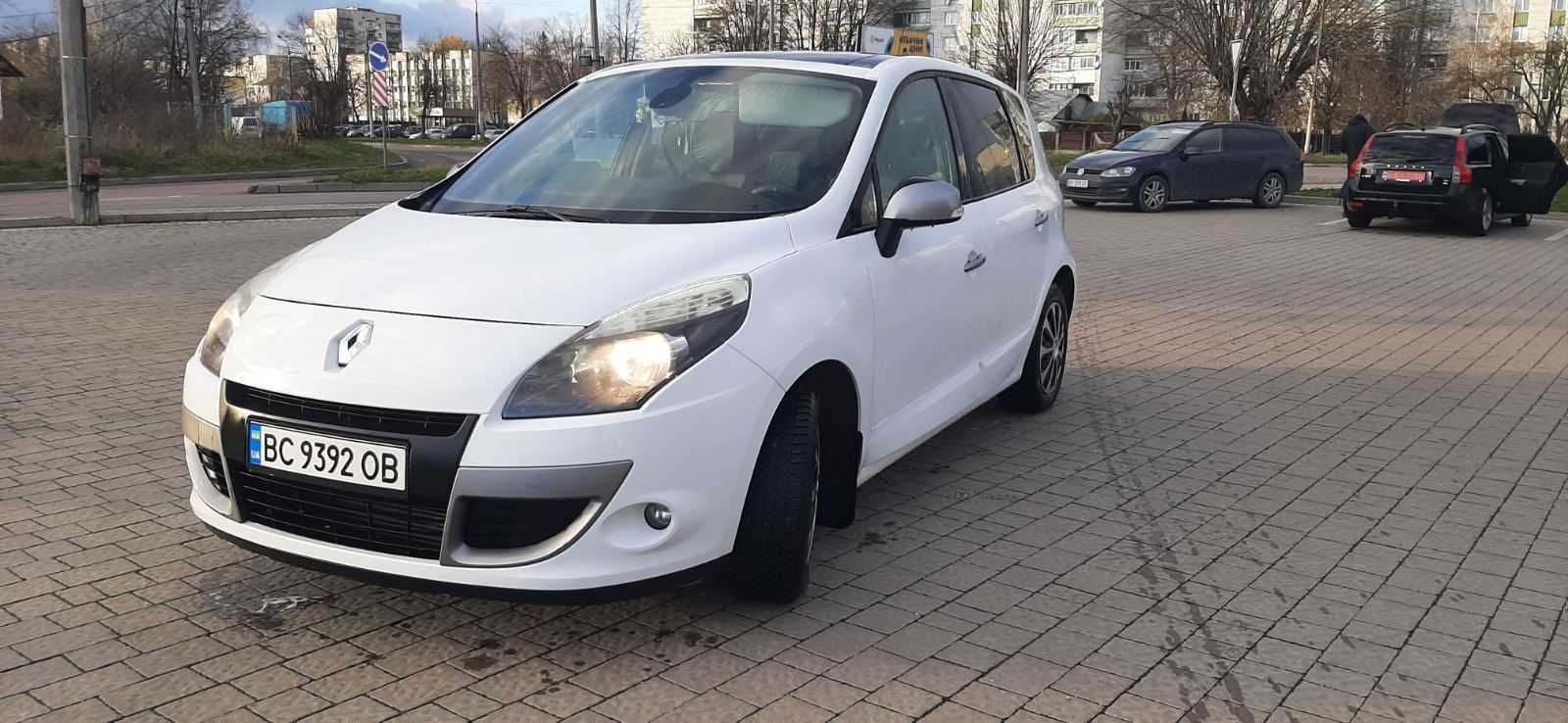 Renault Megane Scenic 2011