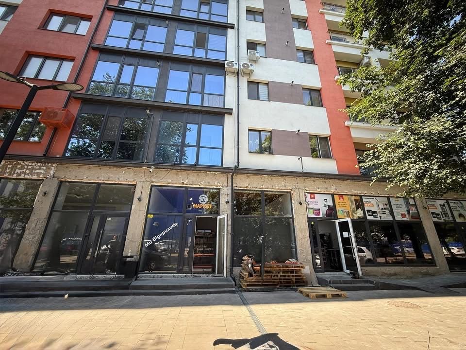 Продаж комерційного приміщення, вул. Бабяка