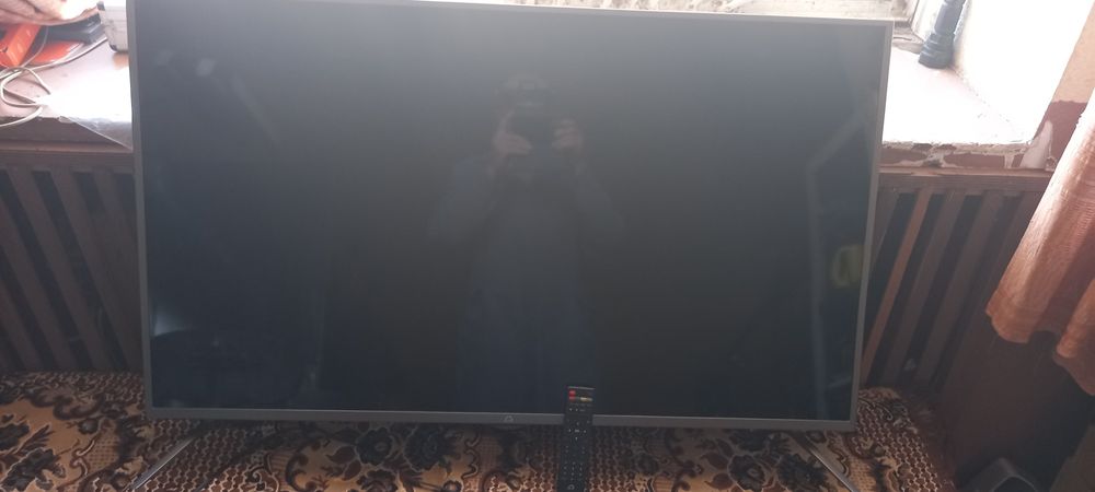 Продам телевізор KIVI 50UX10S
