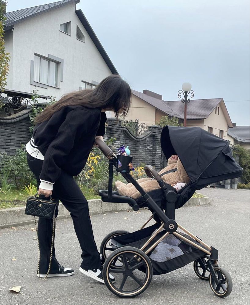 Cybex Priam 4.0 коляска 2 в 1 deep Black шасі Rosegold