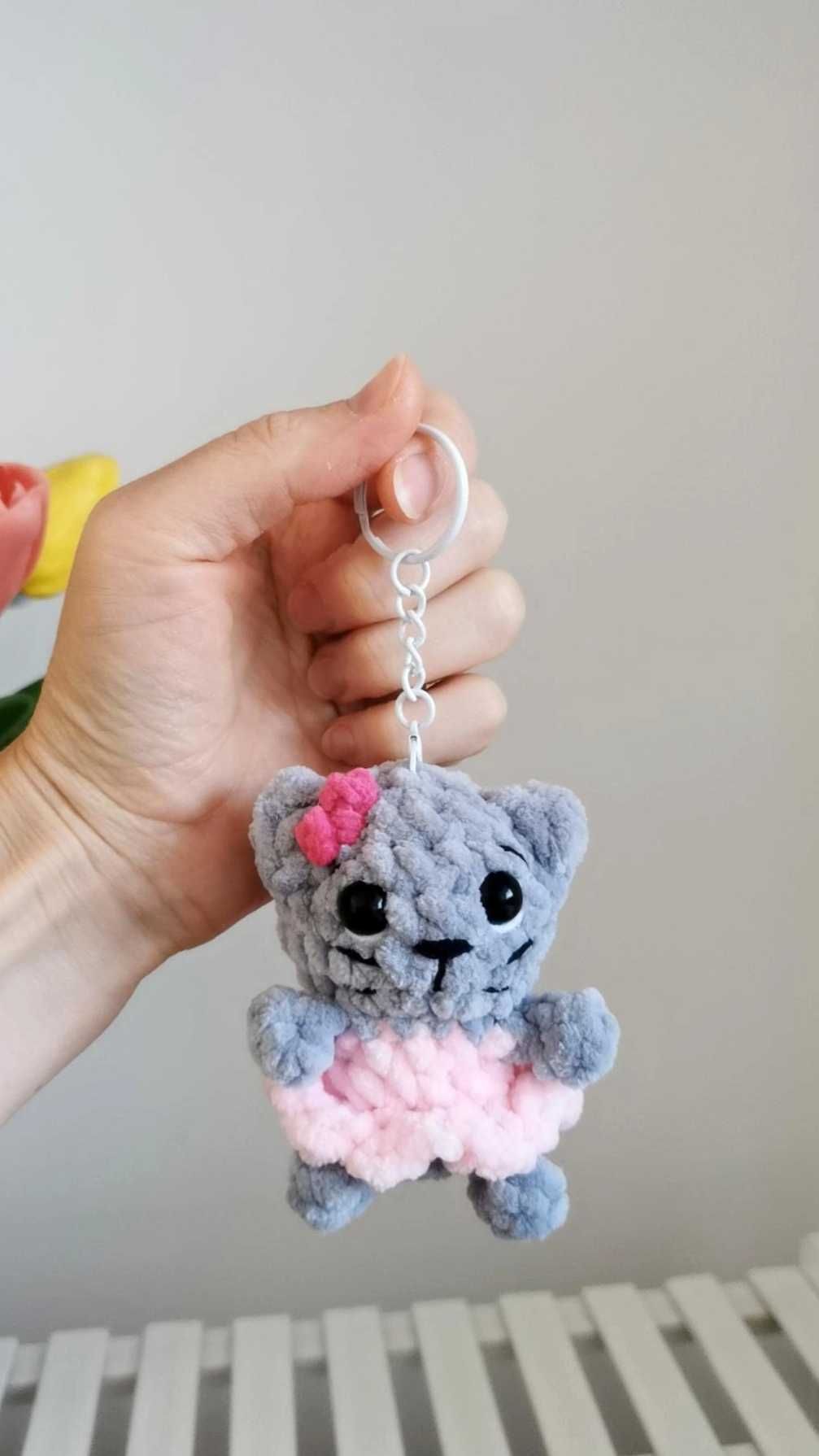 Kotek na szydełku, zawieszka, brelok handmade