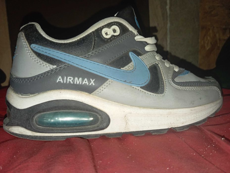 Nike кросівки жіночі 37 розмір