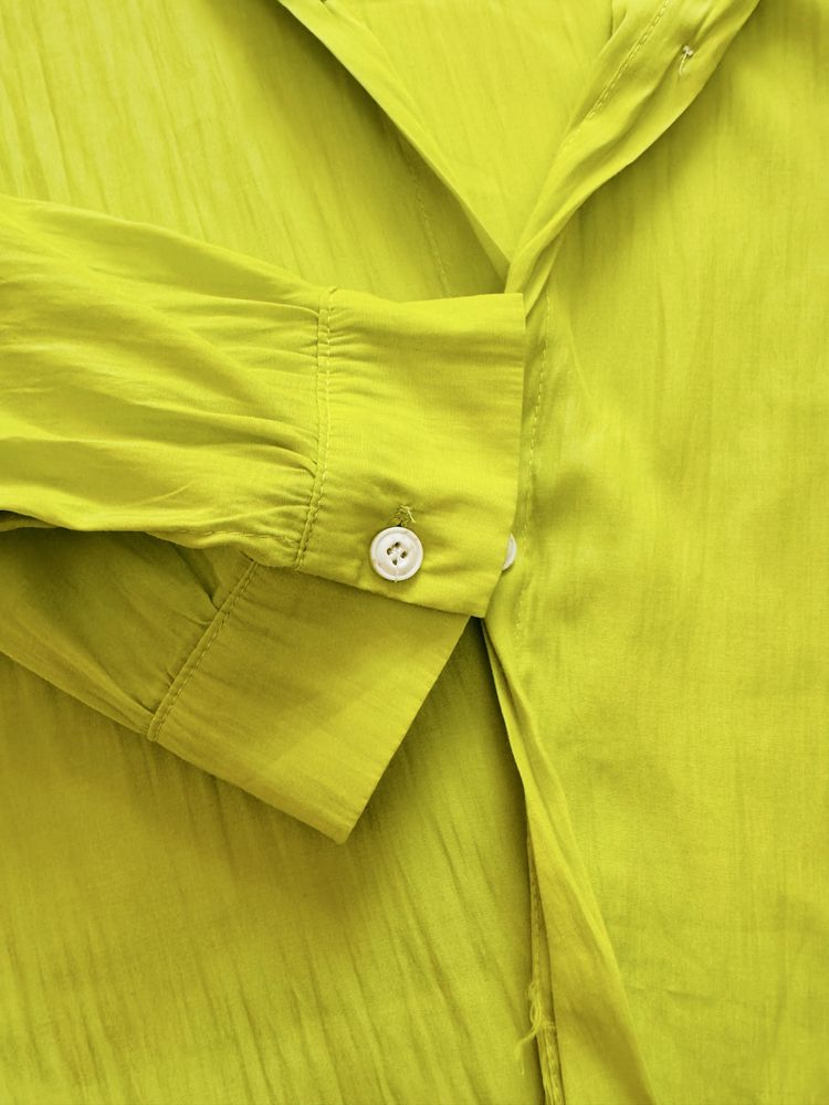 Продам яркую шелковую рубашку  Oversize