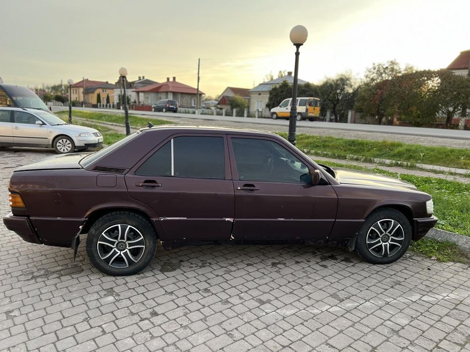 Продам Mersedes 190e