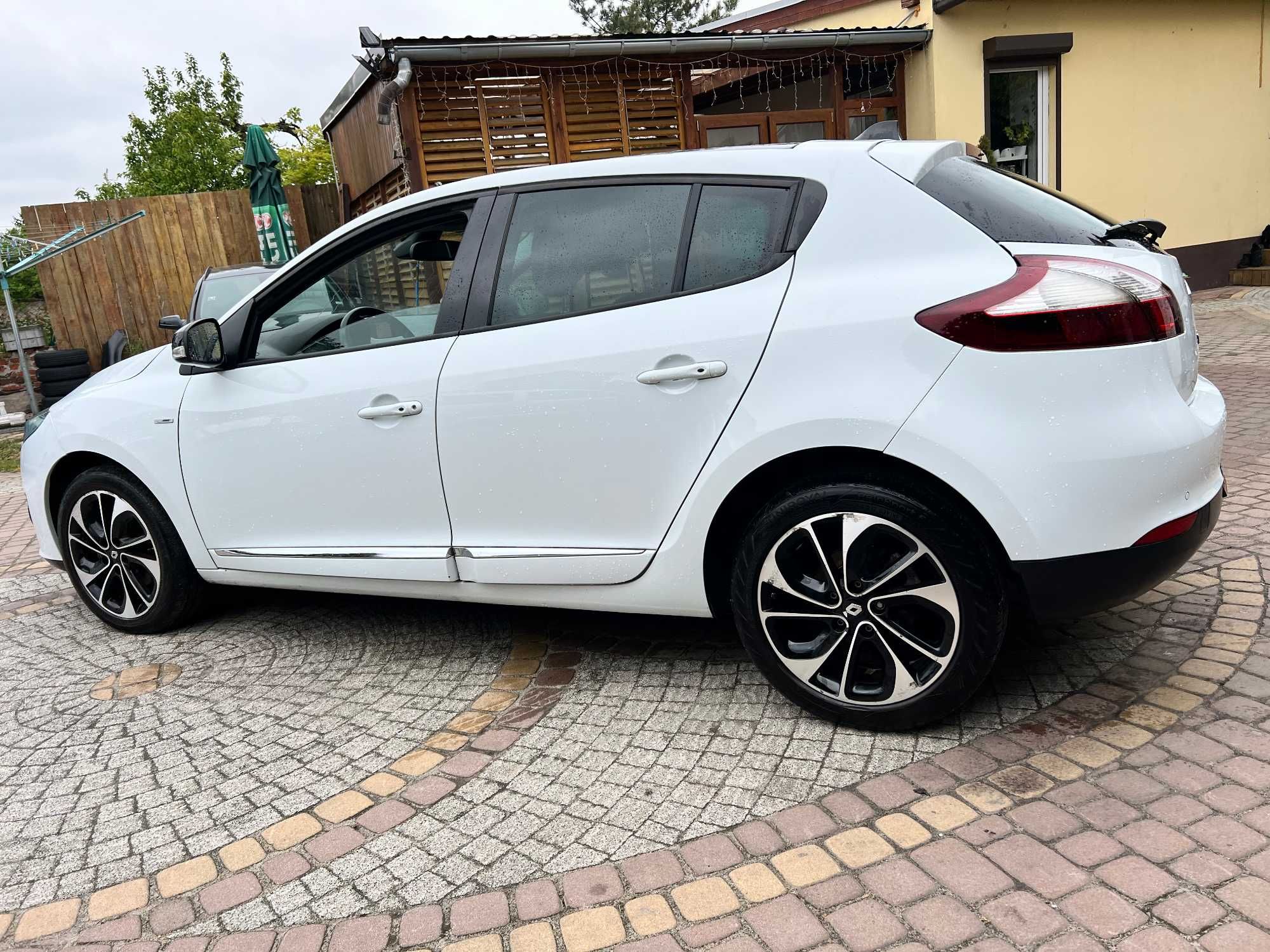 RENAULT MEGANE III ‼️1.6‼️wypas ‼️BOSE‼️SUPER STAN ‼️2015r‼️sprawdź‼️