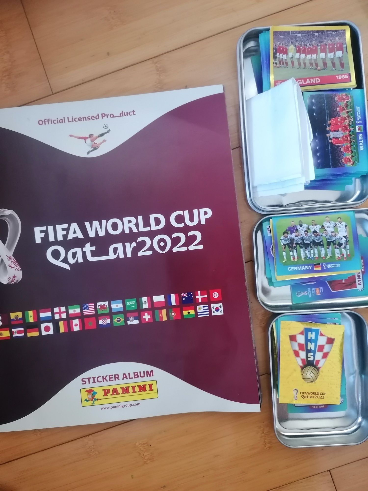Troco figurinhas FIFA world cup por cartas legend