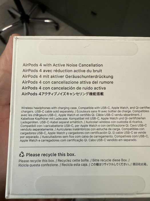 Apple airpods 4 ANC