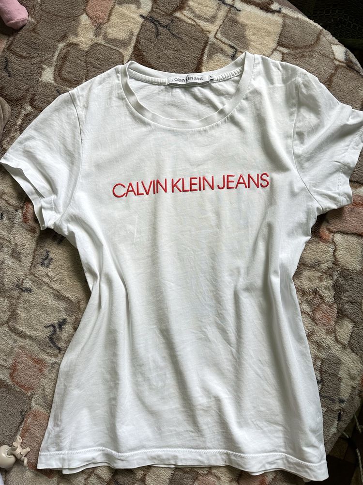 Жіноча футболка Calvin klein