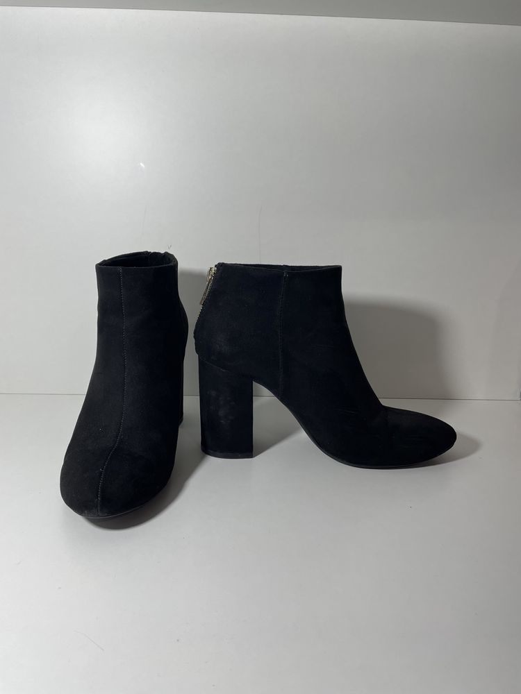 Botas pretas, Pull & Bear (38)