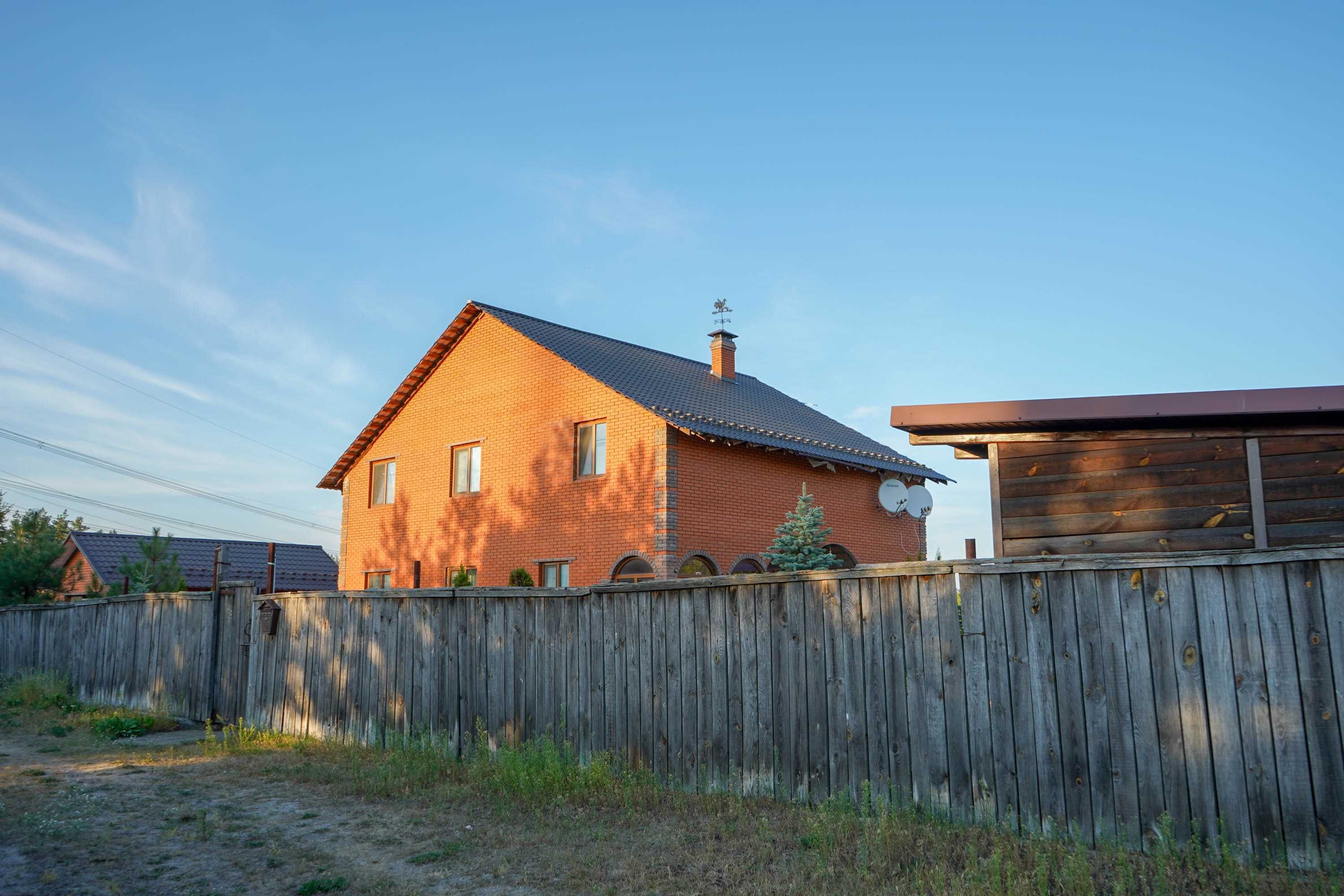 Продам загородний дом в Бородянском районе
