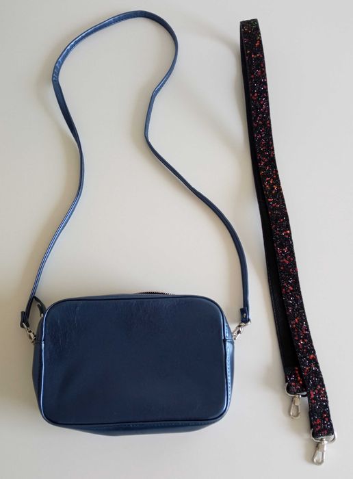 Torebka Promod metaliczna niebieska