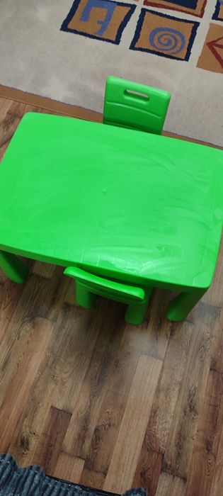 Стіл та стільці дитячі!Меблі дитячі!Комплект дитячий стіл і стільці!