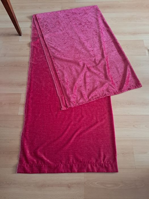 Zasłony welurowe malinowe