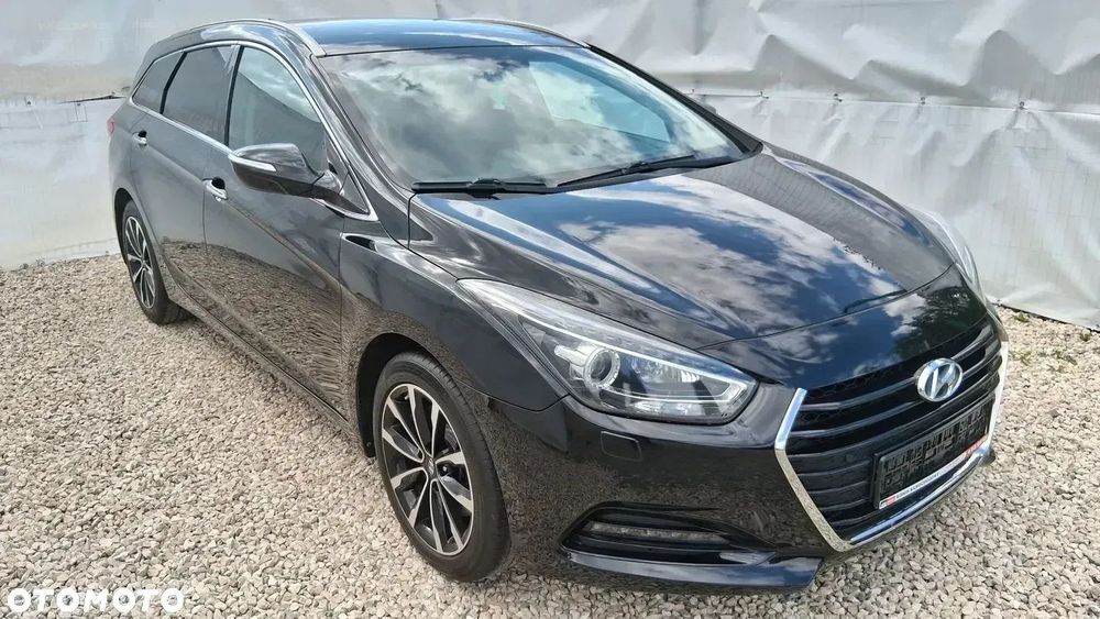 Hyundai i40 Bardzo ładny stan Automat bez wkładu finansowego 10% bezwypadek