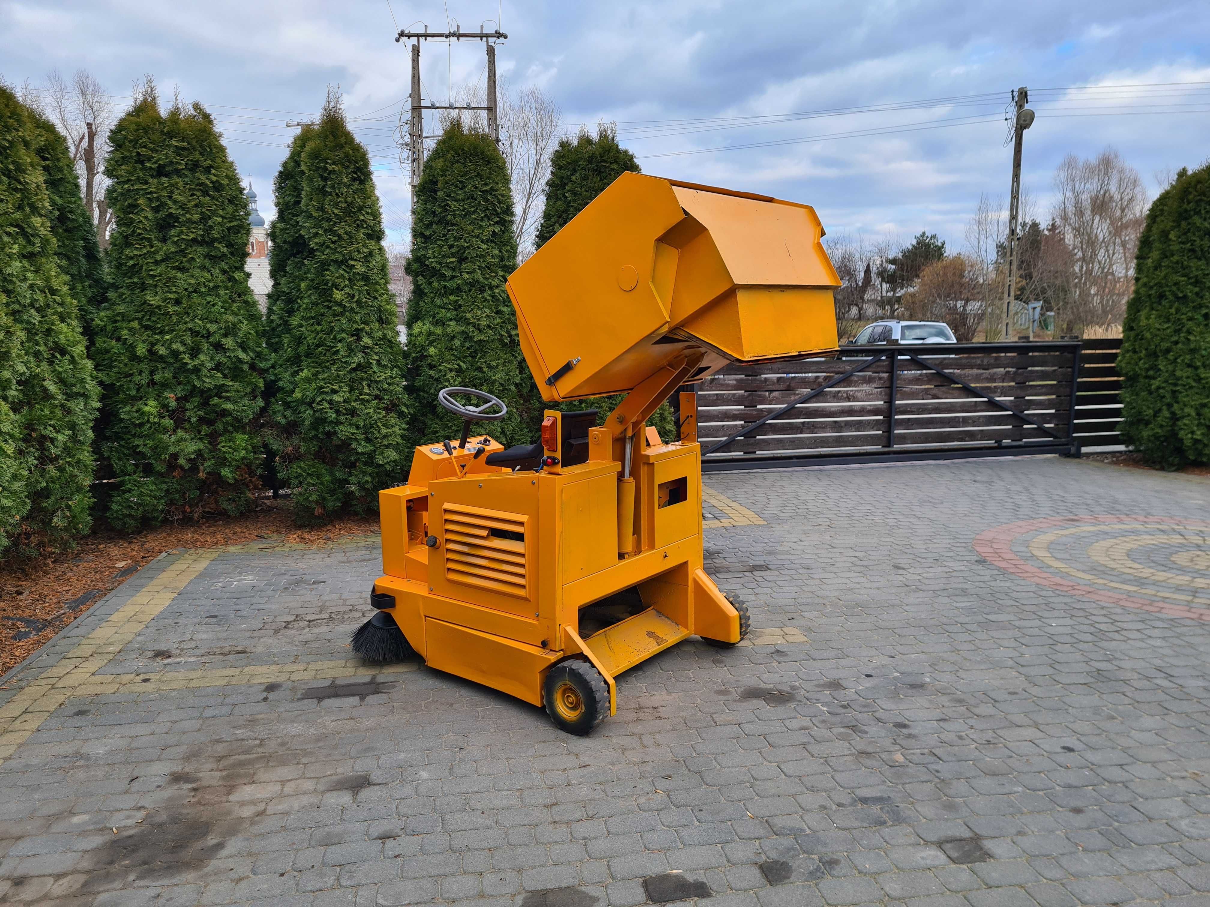 Zamiatarka Spalinowa - Hydraulika