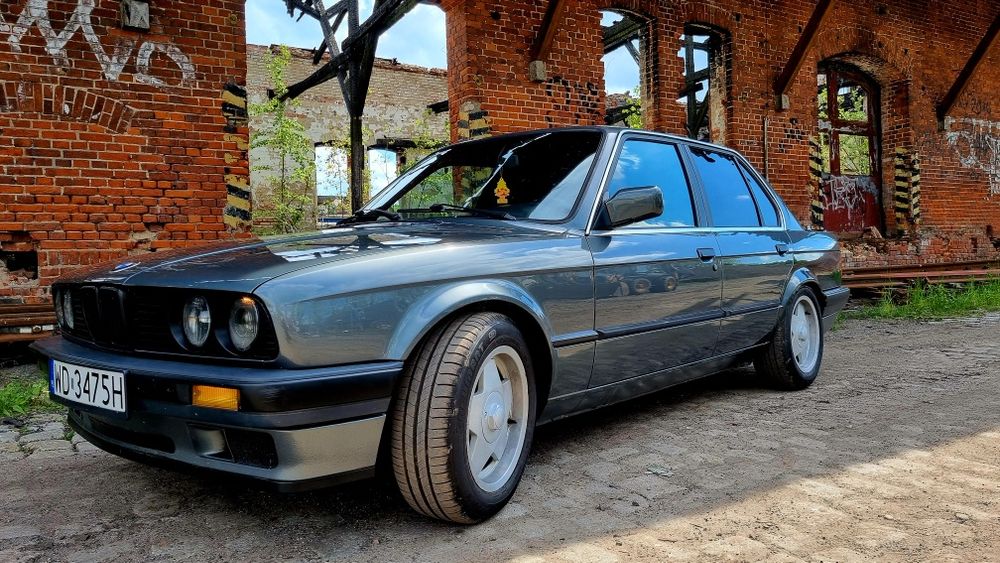 Bmw E30 Śliczna Doinwestowana 1.6 Sporty  Zamiana Na Autolawetę