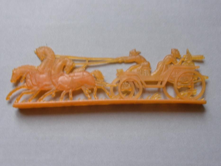 Детская Игрушка Тачанка с Буденовцами СССР редкая оранжевая