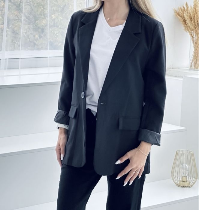 Жіночий чорний піджак від h&m розмір xs-s