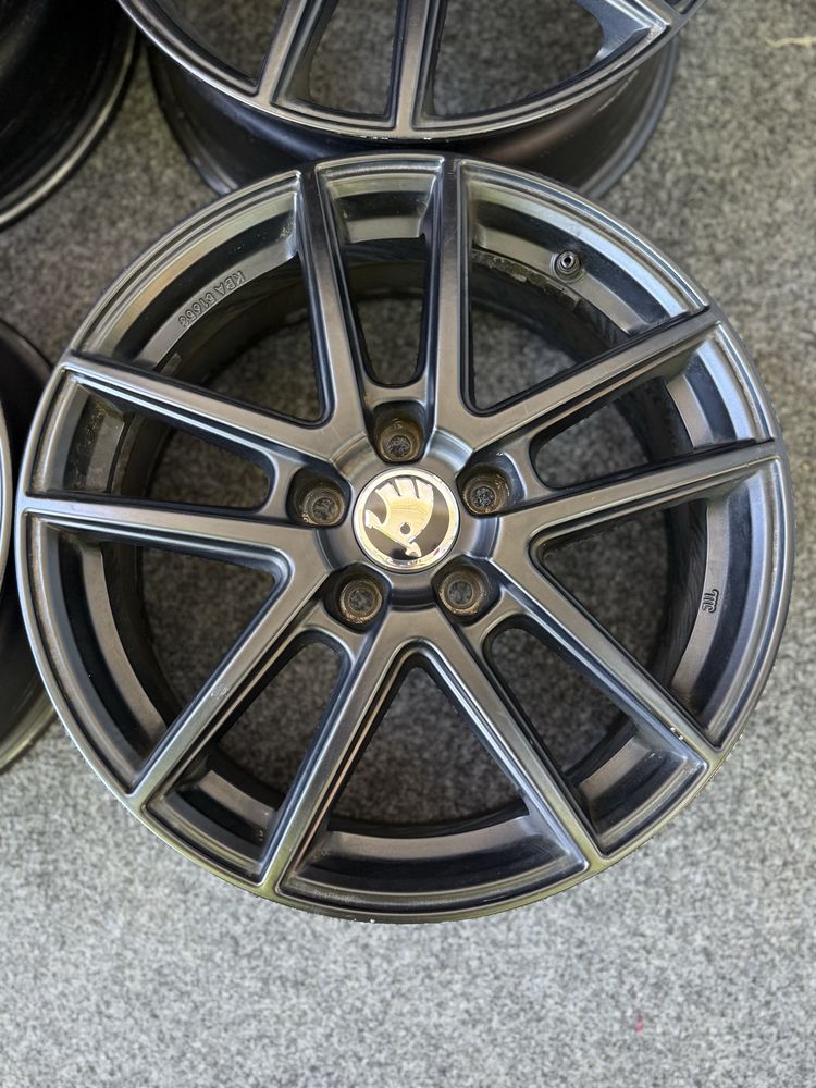 Диски R17 5/112 Skoda Superb Octavia A5 A8 VW Passat B7 B8 Touran Golf