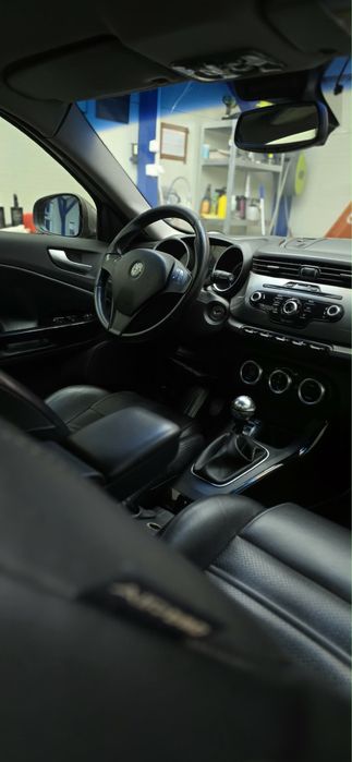 Alfa romeo giulietta 2011