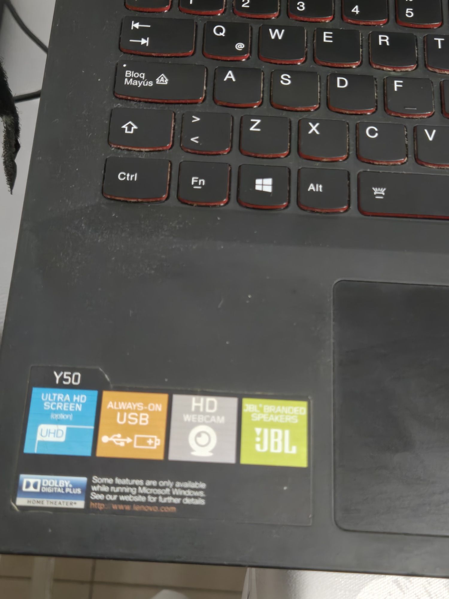 Portátil Gaming LENOVO Y50-70,com avaria